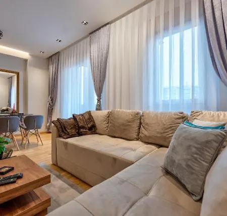 Kalman Royal Апартаменты Златибор